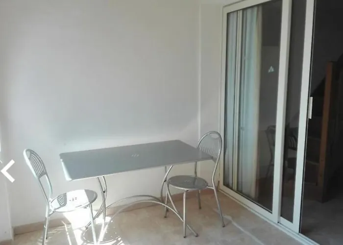 Avec Piscine Apartmán *